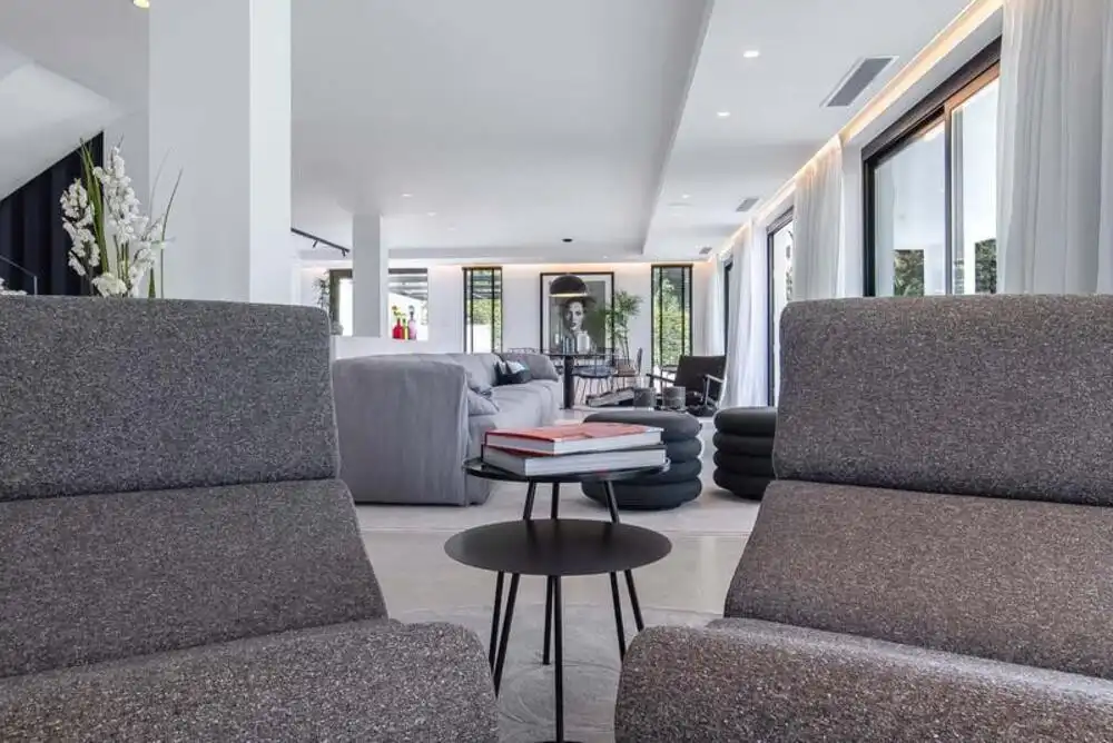 Living room of Houses for rent in Marbella  with Air Conditioner, Terrace and Swimming Pool