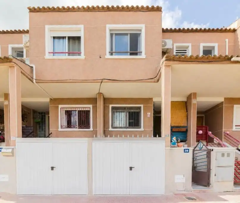 Reihenhaus mit Terrasse zum Verkauf in Calle de Acequia Alquibla