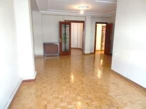 Photo 1 of Flat to rent in Barrio del Centro, Asturias