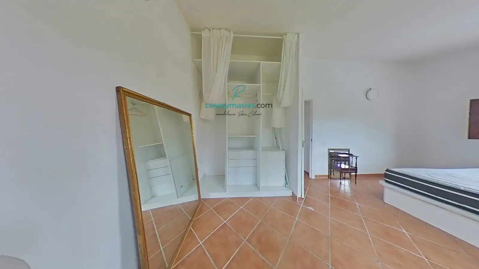 Country homes for sale in Alió  with Air Conditioner, Heating and Private garden