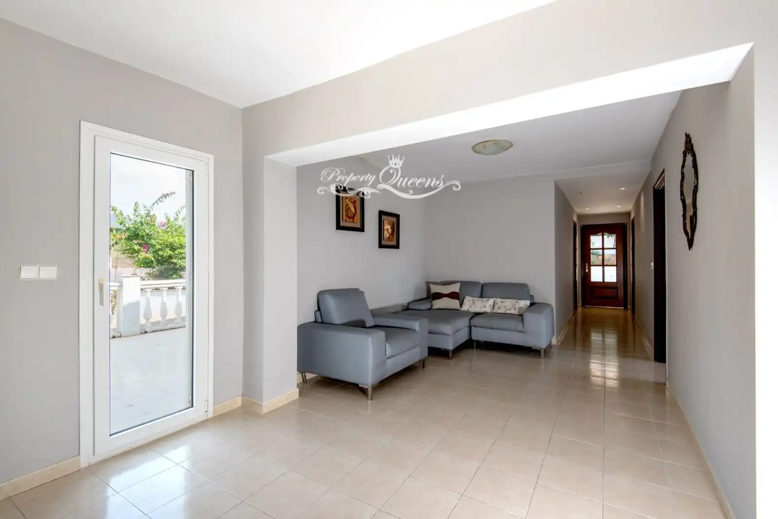 Sala d'estar de Casa o xalet de lloguer en Marbella amb Aire condicionat, Terrassa i Piscina