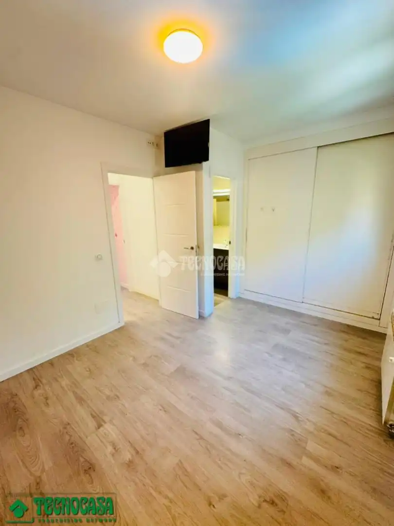 Habitación de Casa adosada en venta en Méntrida con Aire acondicionado, Calefacción y Terraza