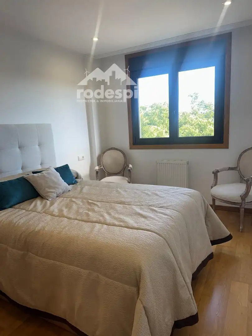 Habitación de Piso en venta en Ponteareas con Calefacción, Trastero y Amueblado