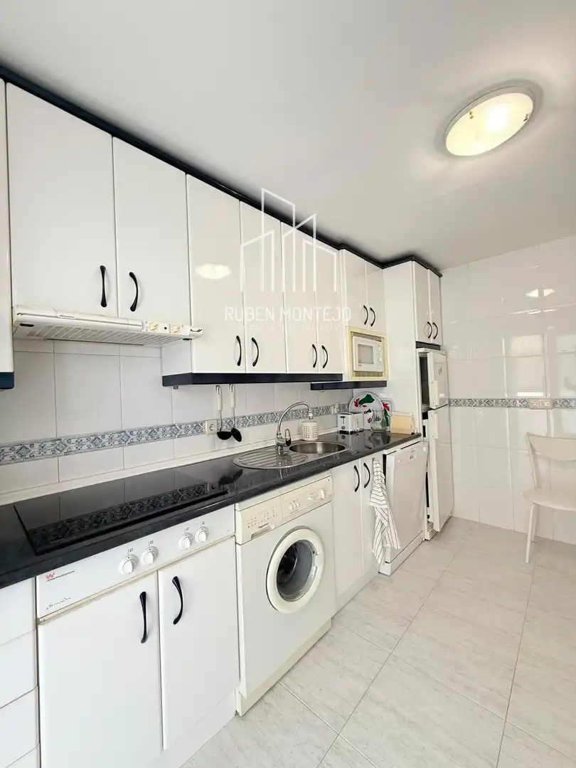 Küche von Wohnung zur Miete in Salamanca mit Heizung, Parkett und Terrasse