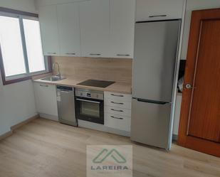 Kitchen of Flat to rent in Vigo   with Heating, Parquet flooring and Terrace