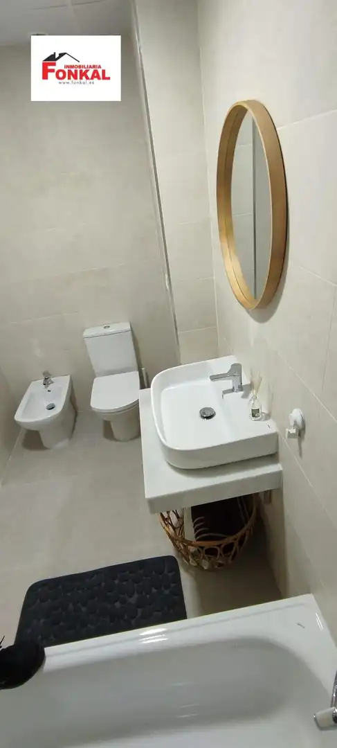 Bathroom of Flat for sale in Jerez de la Frontera  with Air Conditioner, Terrace and Furnished