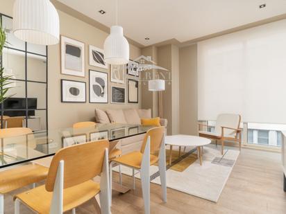 Living room of Flat to rent in  Barcelona Capital  with Air Conditioner, Parquet flooring and Storage room