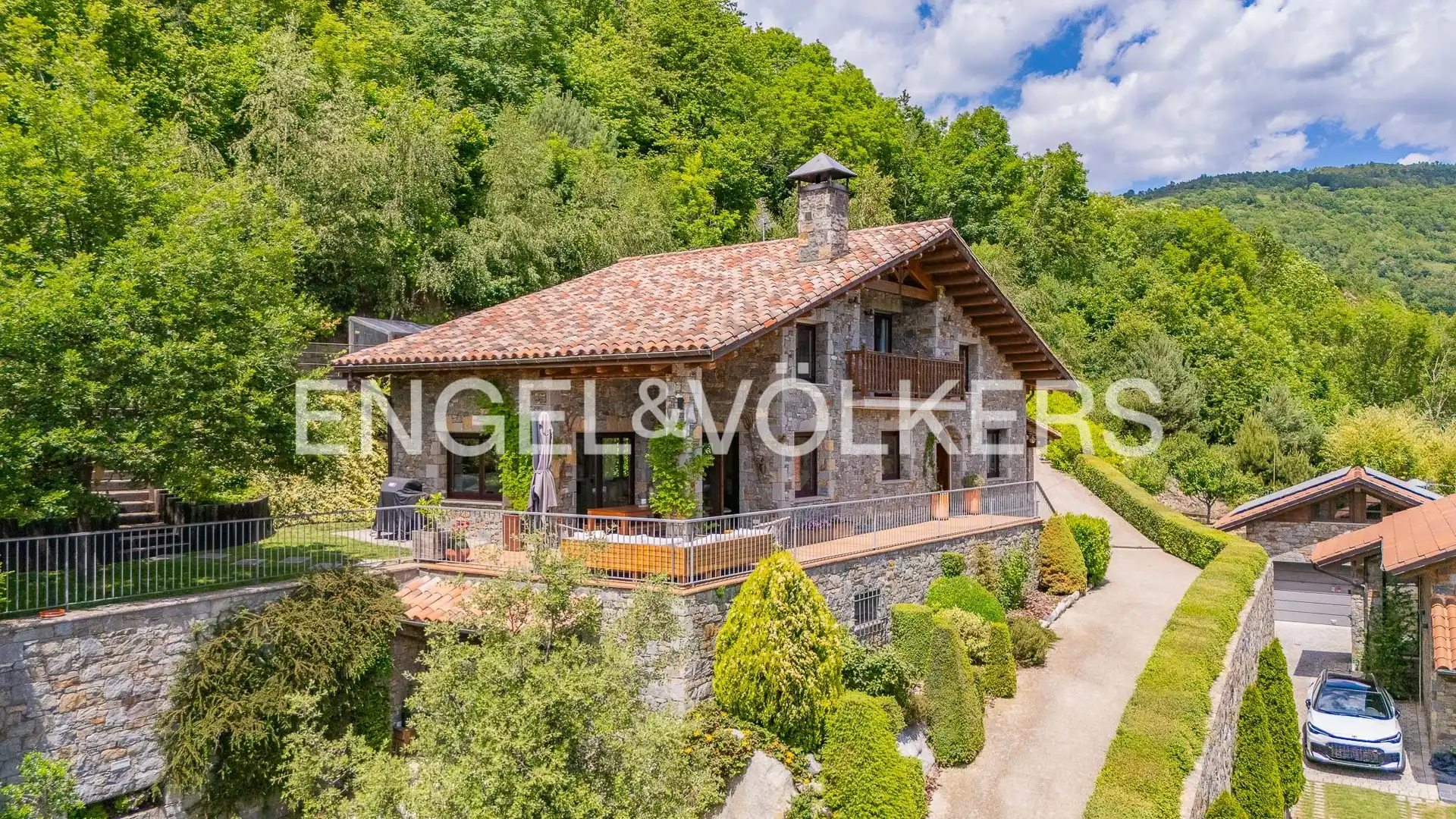 Vista exterior de Casa o xalet en venda en Llanars amb Calefacció, Jardí privat i Parquet