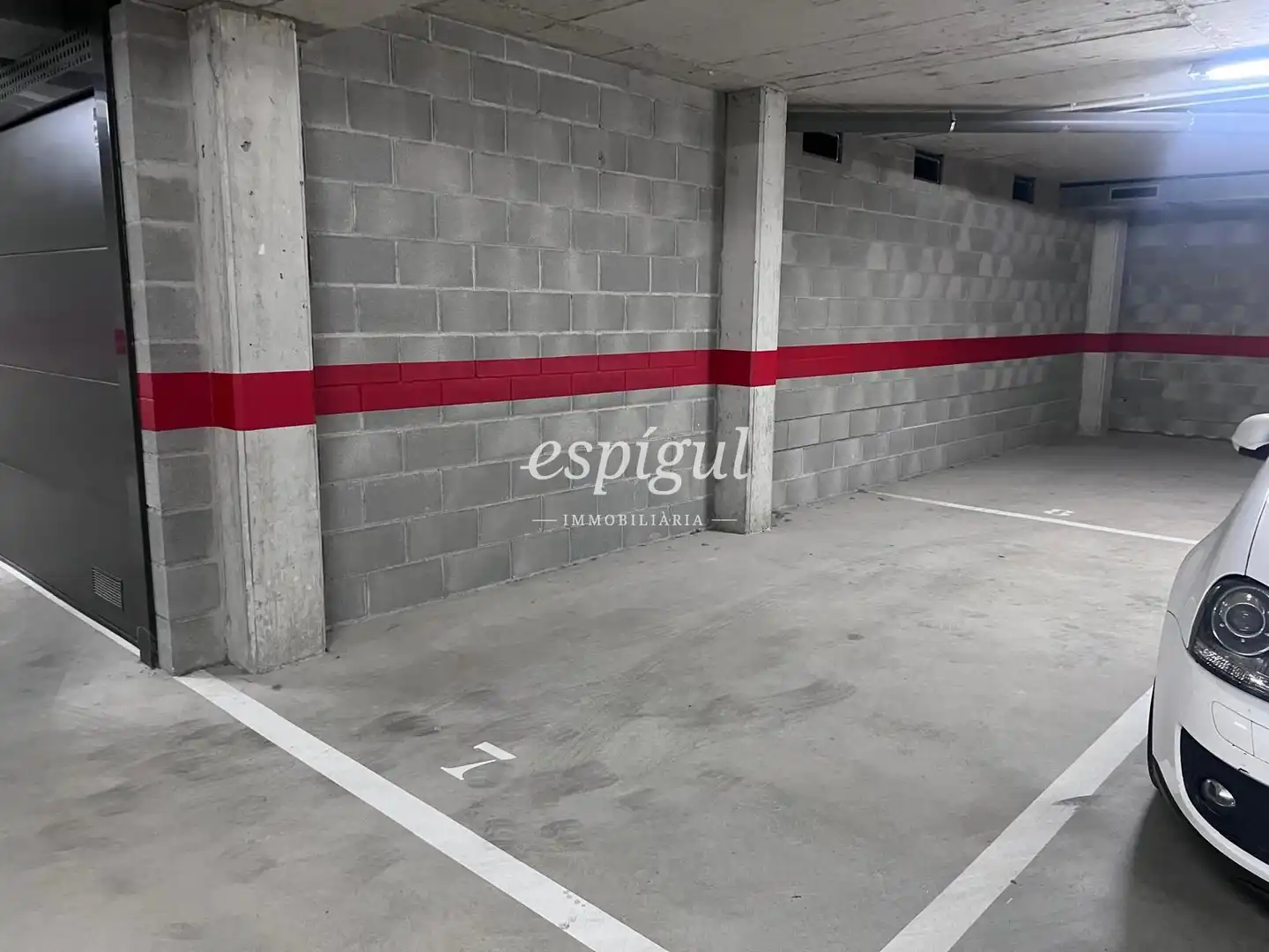 Parkplatz von Garage zum Verkauf in Fornells de la Selva