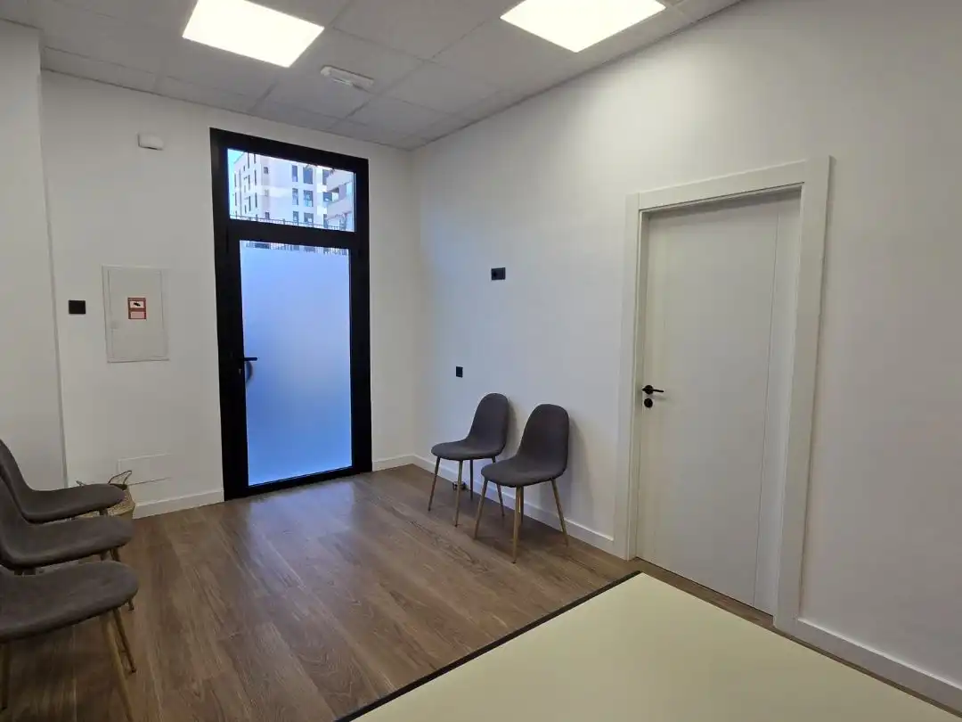 Office for rent in Almería