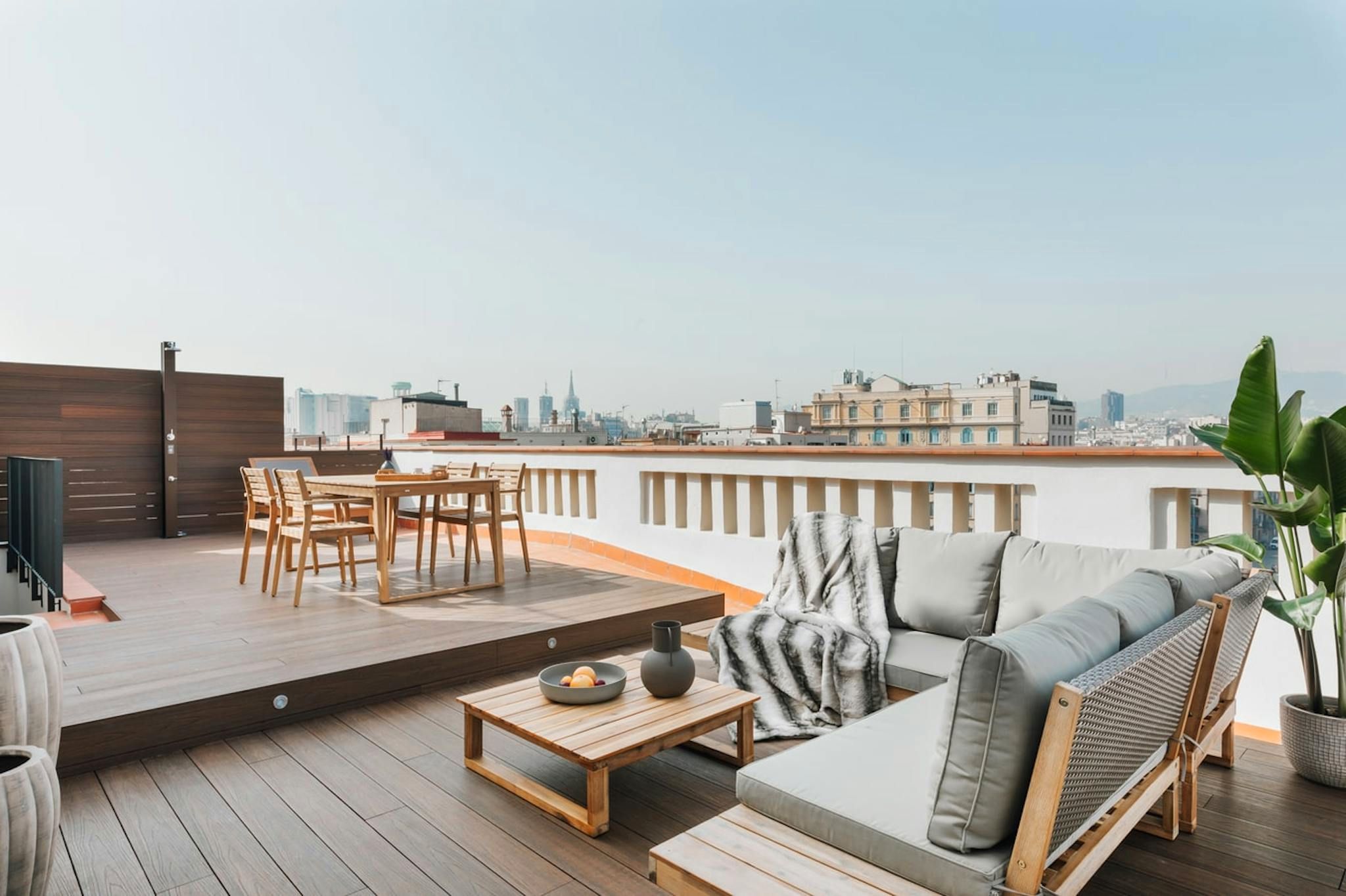 Terrace of Flat to rent in  Barcelona Capital  with Air Conditioner, Heating and Private garden