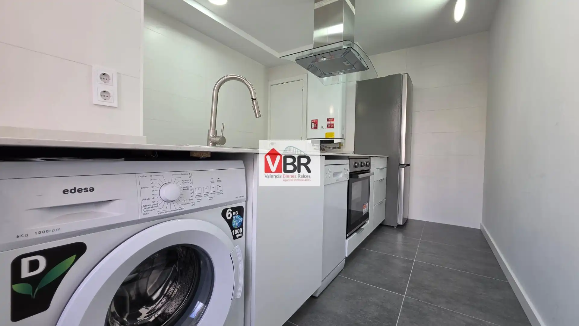 Piso de alquiler en  Valencia Capital con Aire acondicionado, Calefacción y Amueblado