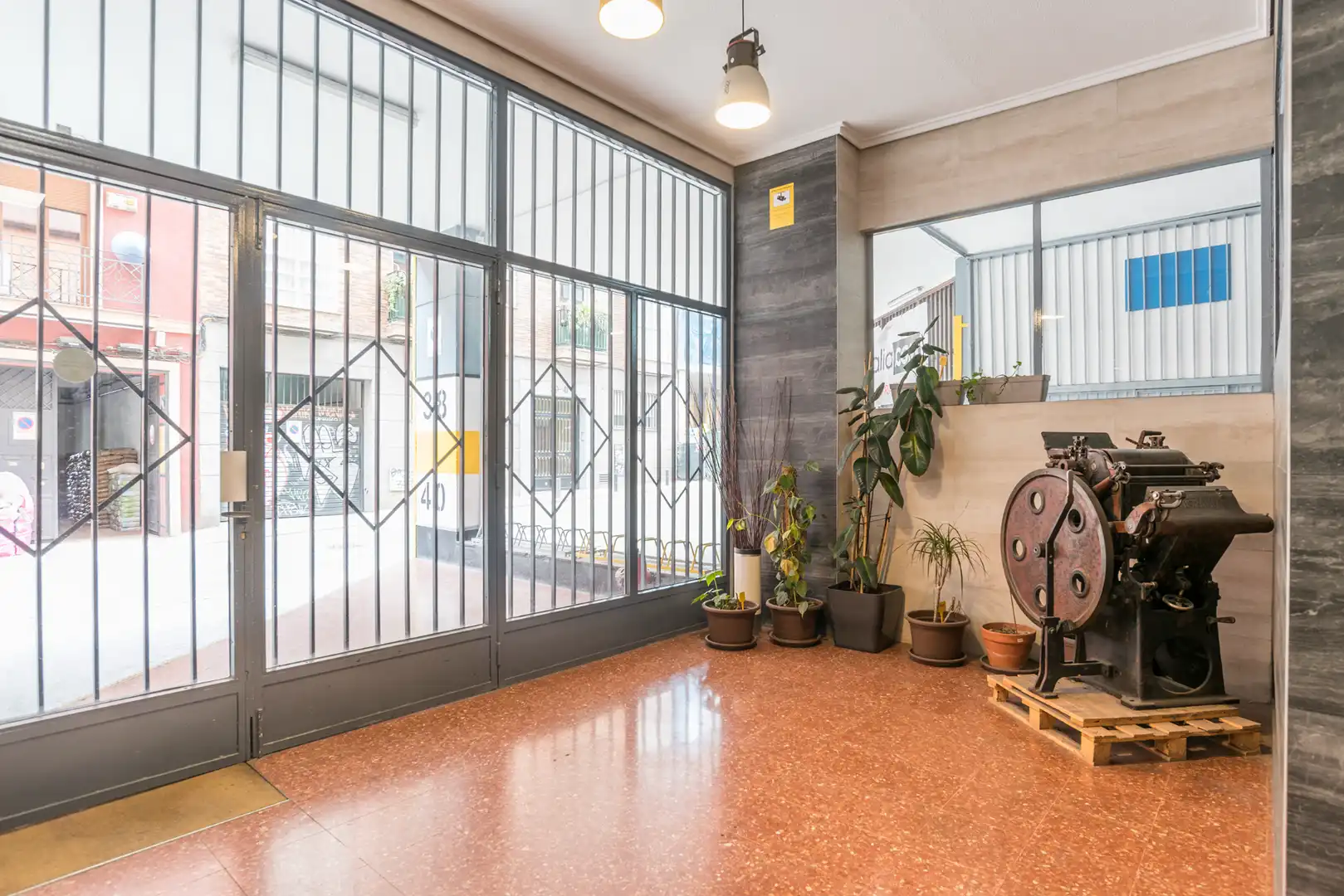 Nave industrial en venta en Madrid