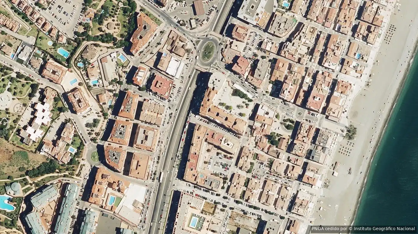 Xalet en venda a San Luis de Sabinillas, imagen 2