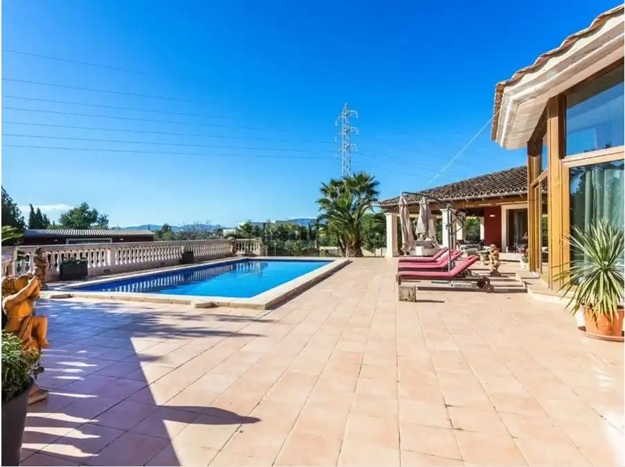 Casa o xalet en venda a Es Garrovers