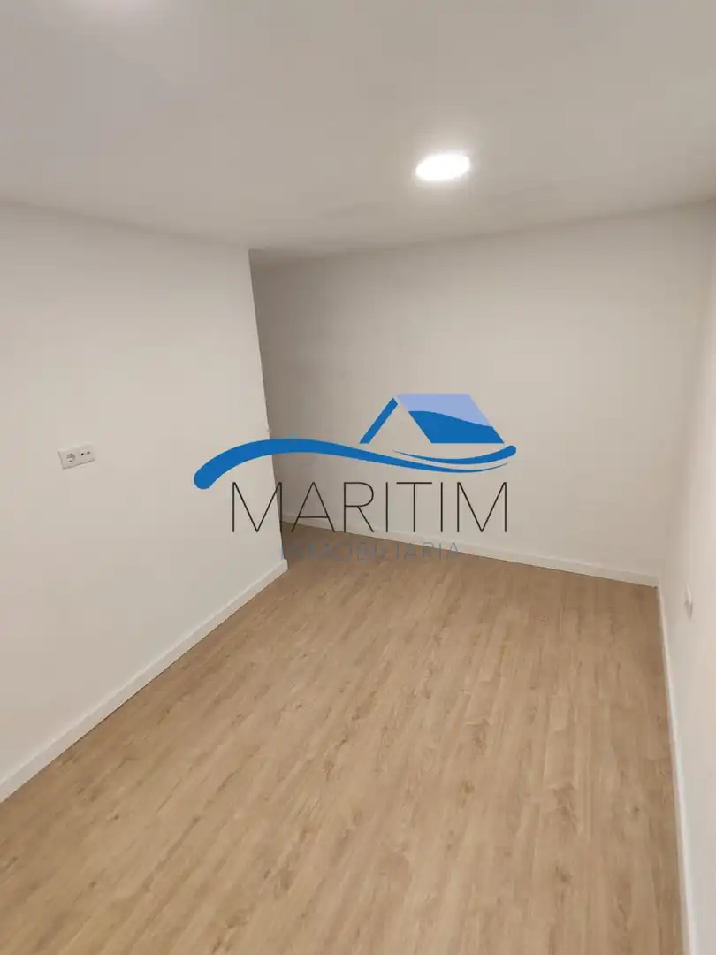 Flat with terrace for sale in Cami ral, imagen 4