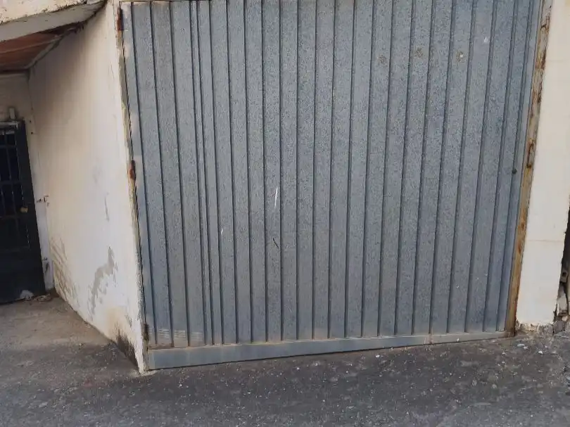 Außenansicht von Garage zum Verkauf in Almuñécar