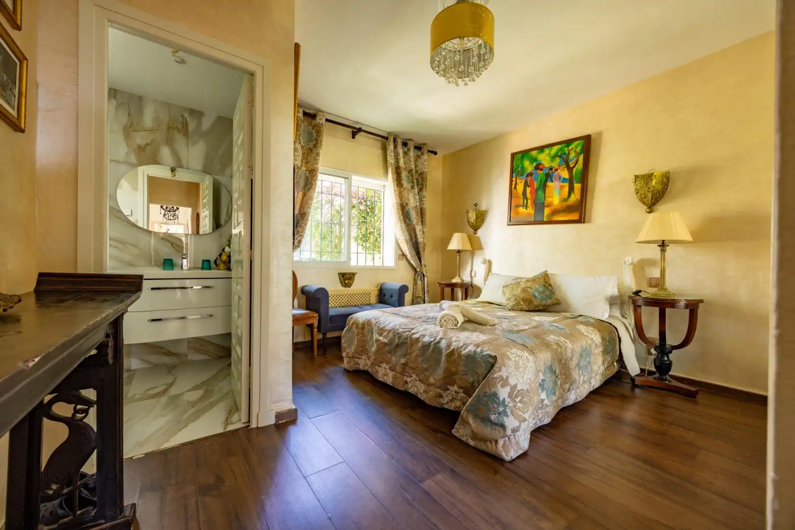 Dormitori de Casa o xalet de lloguer en Marbella amb Aire condicionat, Jardí privat i Terrassa