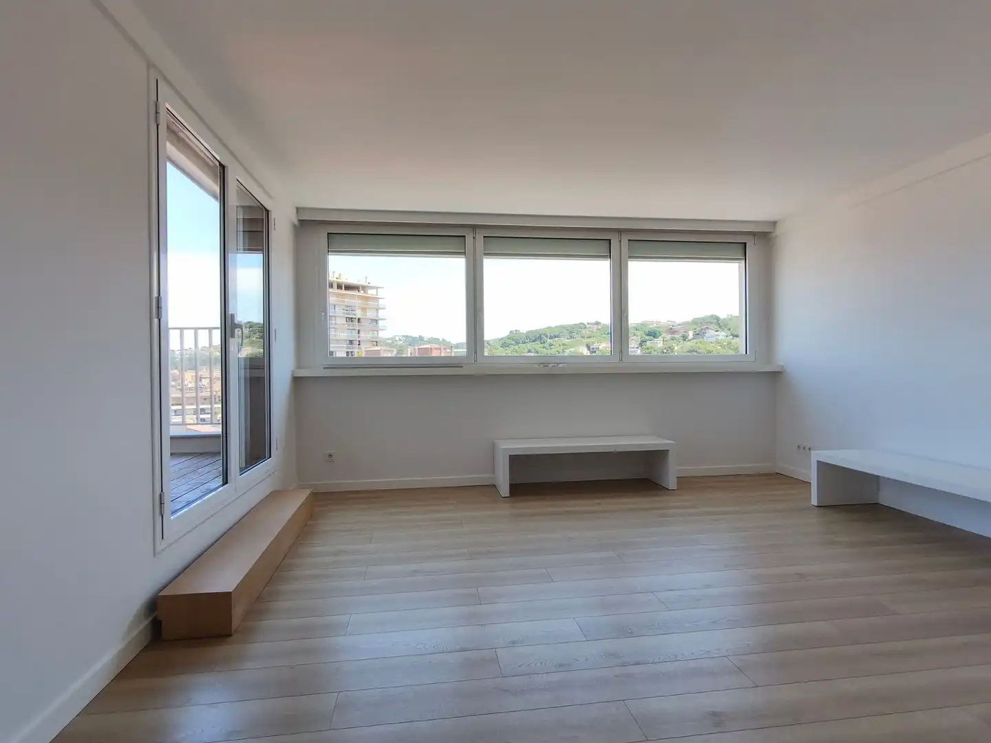 Living room of Attic for rent in Girona  with Air Conditioner, Heating and Terrace