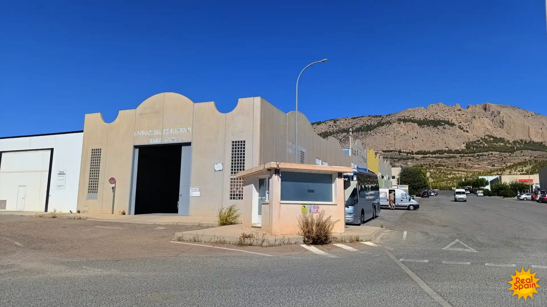 Local comercial en venda a Vélez-Rubio