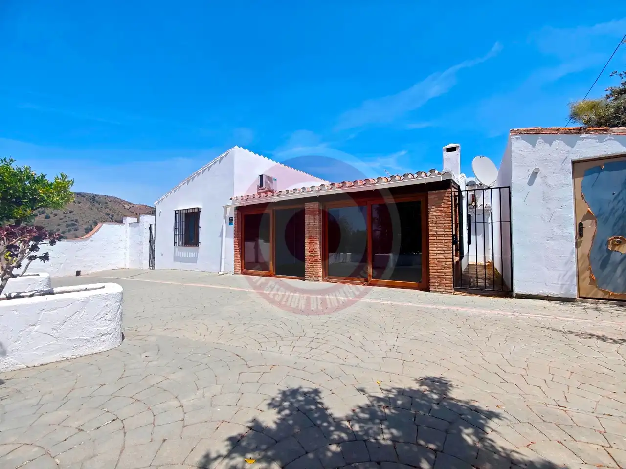 Exterior view of Houses for sale in Viñuela  with Private garden, Terrace and Swimming Pool