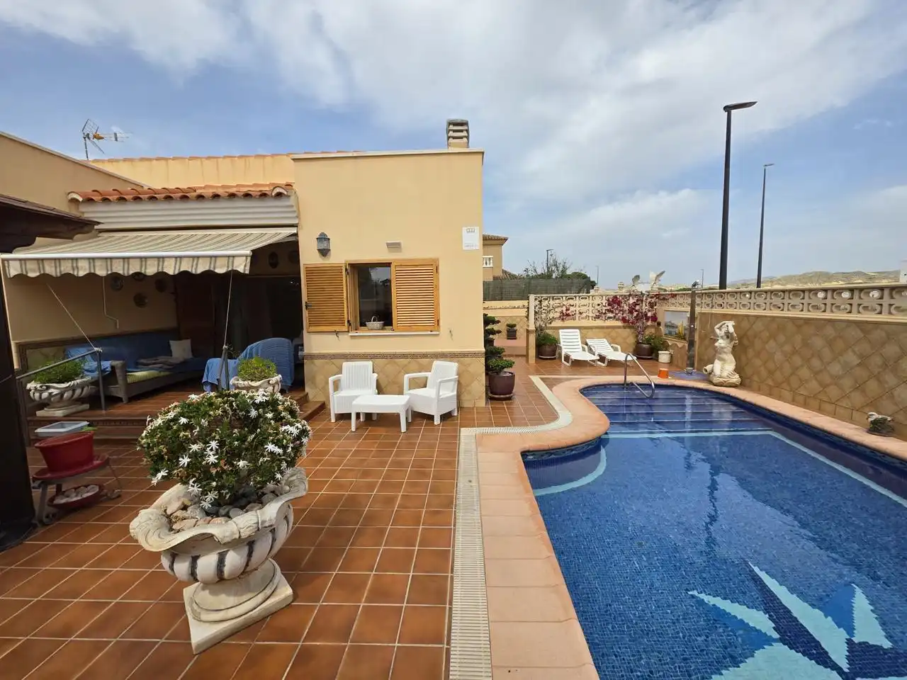 Maison avec piscine à vendre à vera