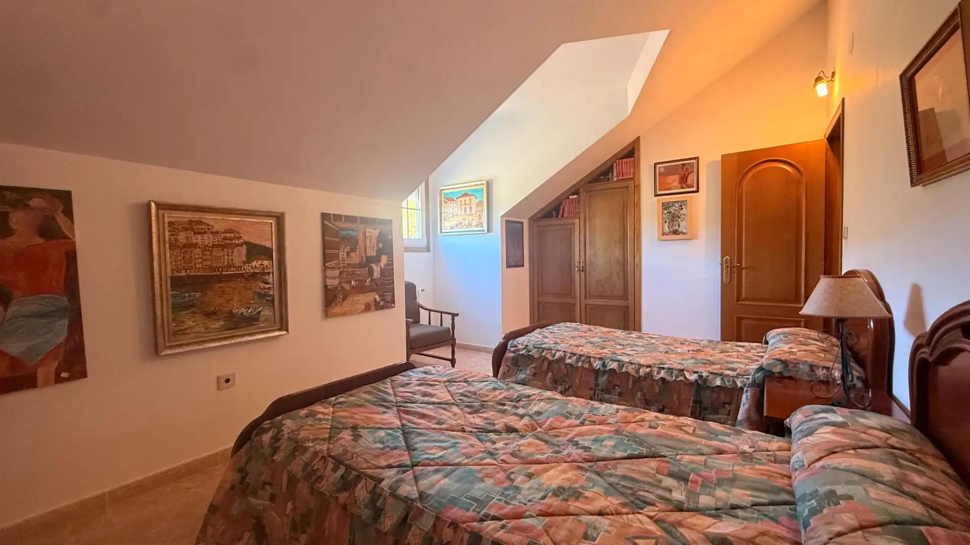Habitación de Casa o chalet en venta en Leiro con Jardín privado, Terraza y Trastero