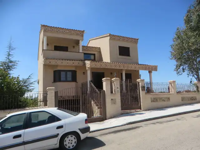 Vista exterior de Piso en venta en Seseña