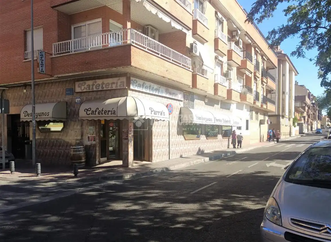 Vista exterior de Garatge en venda en Leganés