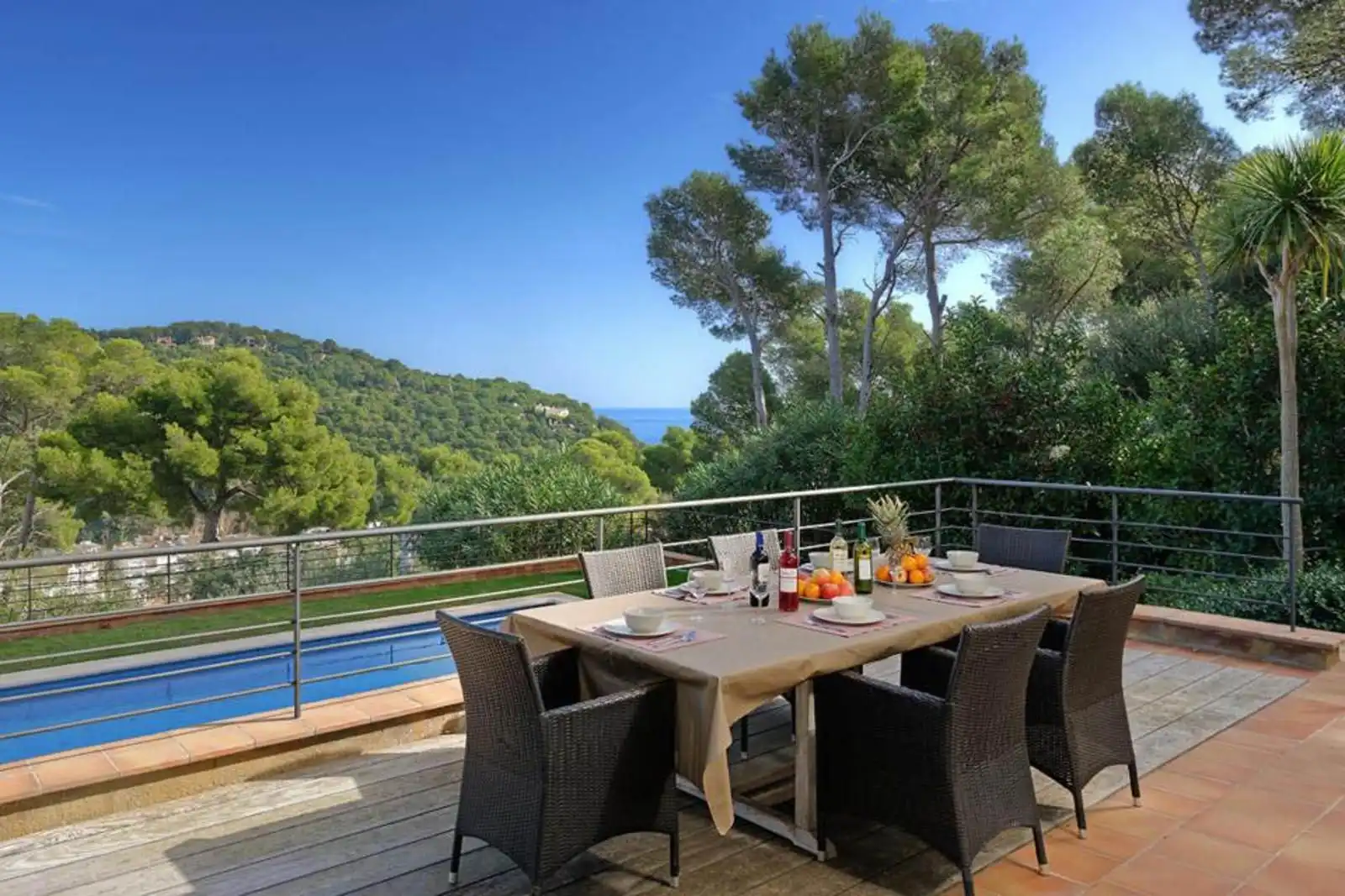 Detached house with pool for sale in Josep Clarà, imagen 8