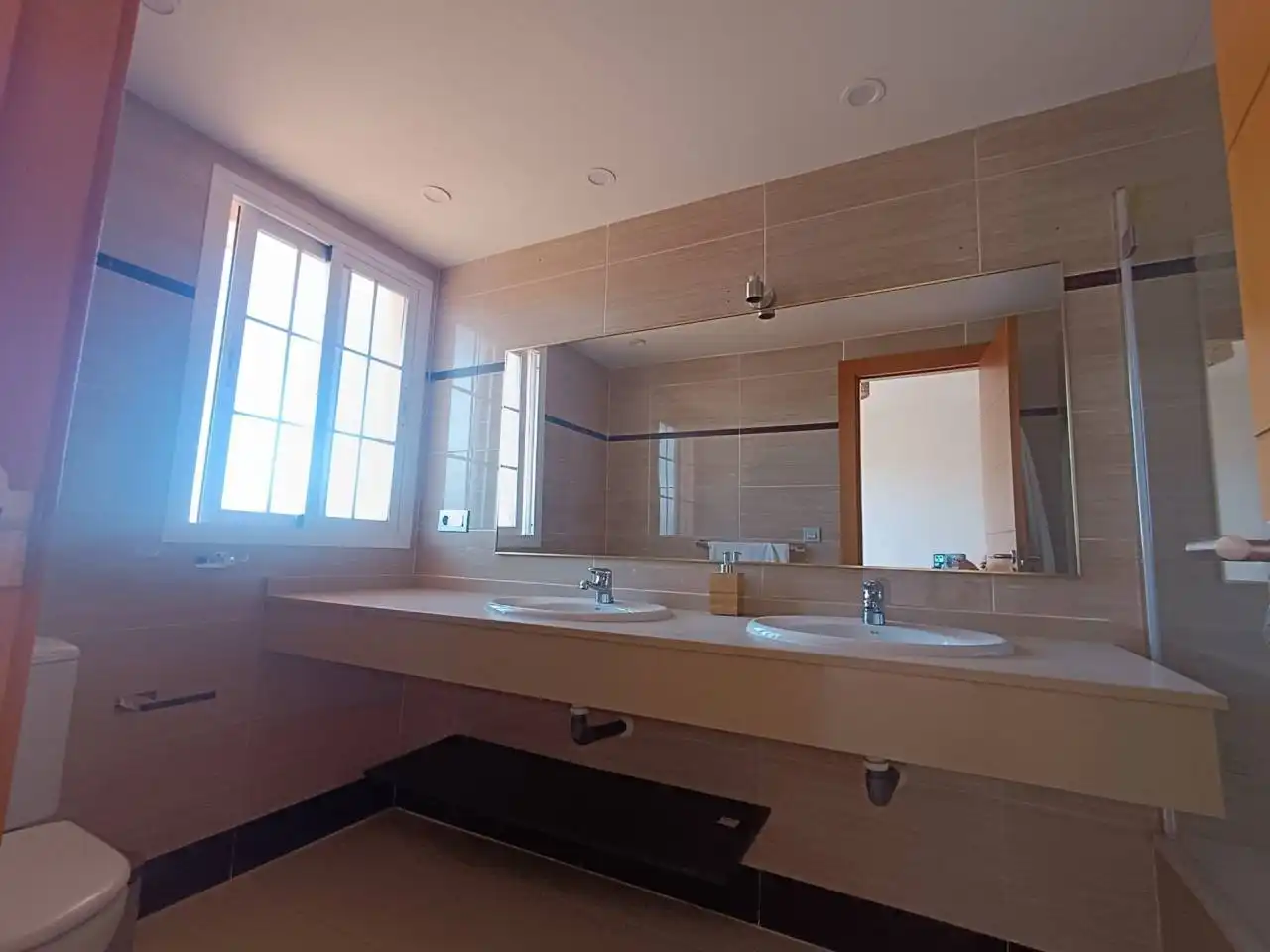 Badezimmer von Dachboden zum Verkauf in El Ejido mit Klimaanlage, Heizung und Terrasse