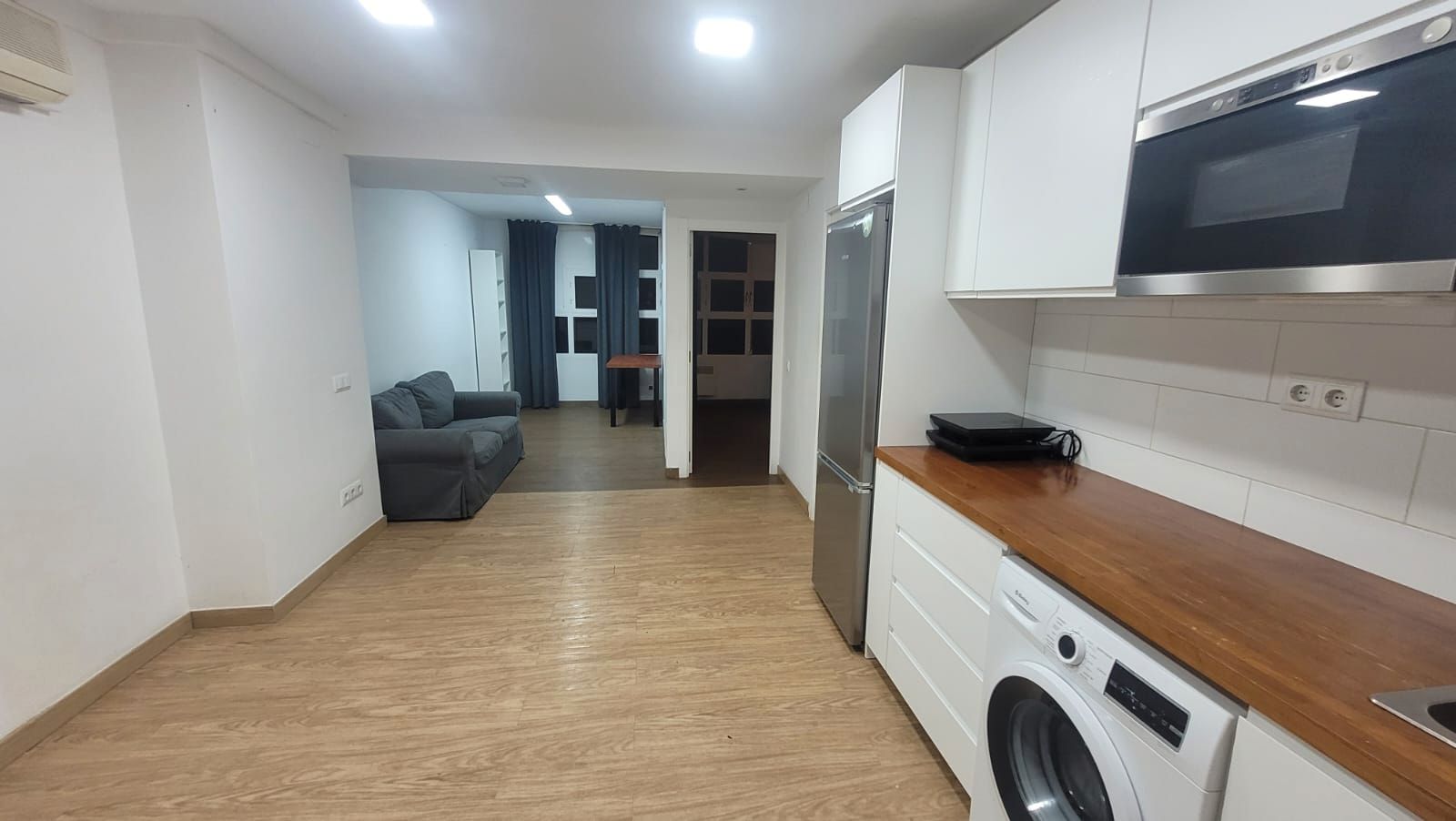 Local de lloguer en  Lleida Capital amb Aire condicionat, Calefacció i Parquet