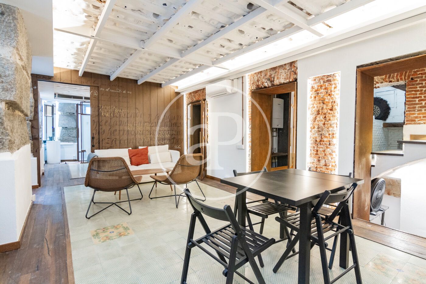 Flat for sale in  Madrid Capital  with Heating and Furnished