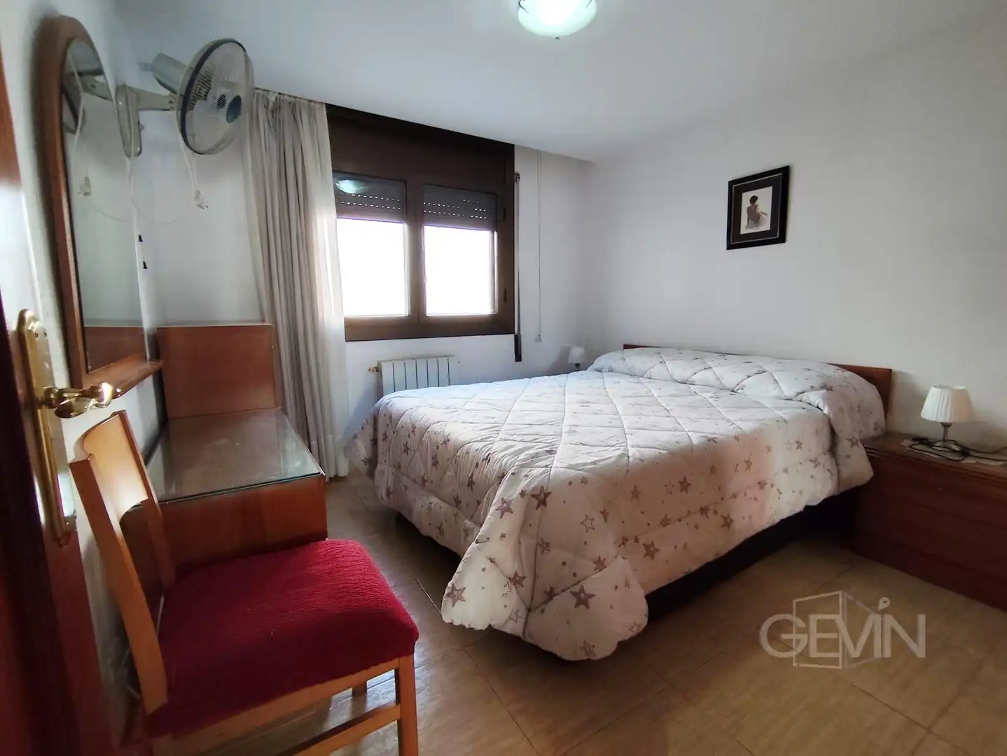 Habitación de Piso en venta en Santa Perpètua de Mogoda con Aire acondicionado, Calefacción y Trastero