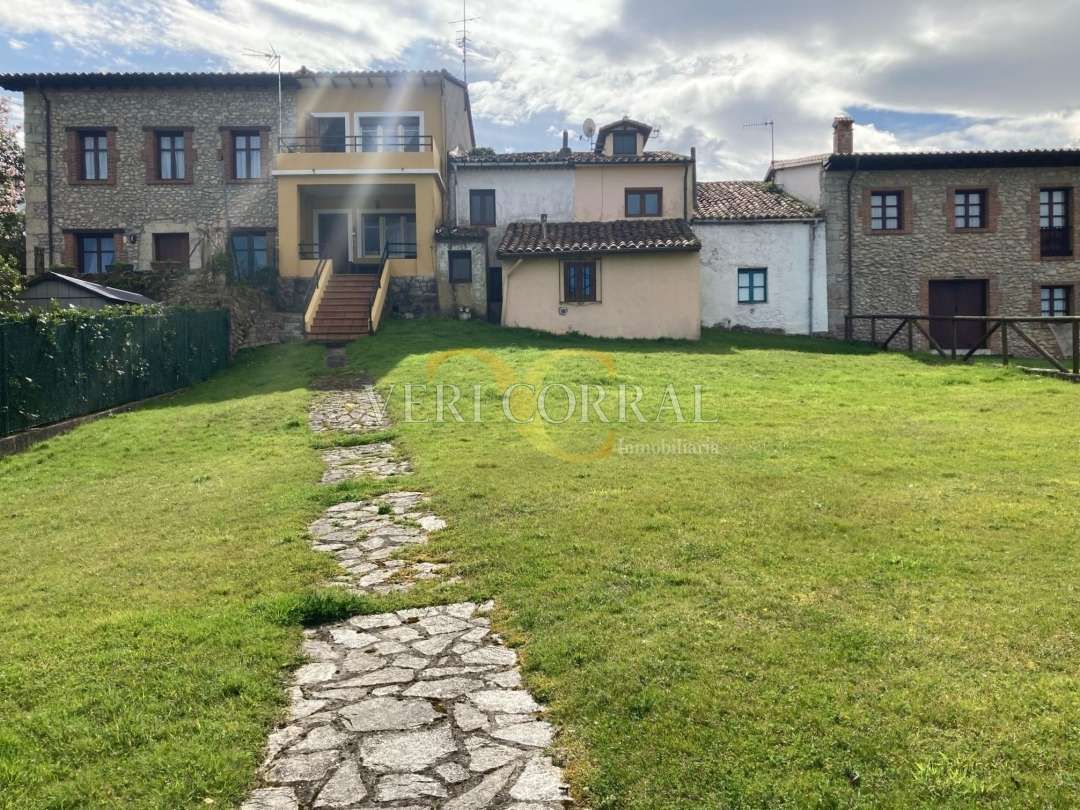 Casa adosada en venda en Ribadedeva amb Jardí privat, Terrassa i Traster
