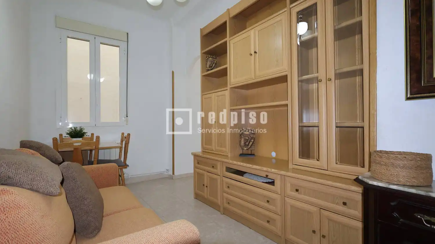 Habitación de Piso de alquiler en Madrid con Calefacción y Amueblado