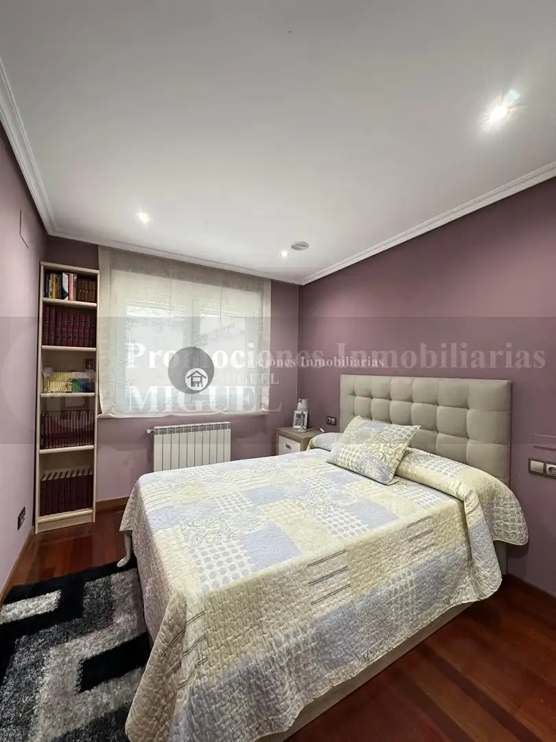 Habitación de Casa o chalet en venta en Verín con Calefacción, Terraza y Amueblado