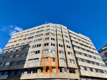 Appartamento con ascensore in vendita a Calle Luciano Caño