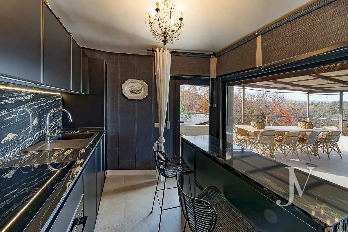 Cocina de Casa o chalet en venta en Ciudalcampo con Aire acondicionado, Calefacción y Jardín privado