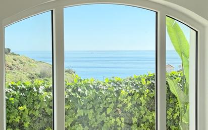 Dormitori de Casa o xalet en venda en Torrox amb Aire condicionat, Calefacció i Jardí privat