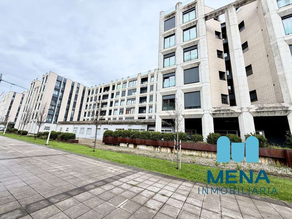 Vista exterior de Pis en venda en Santander amb Calefacció i Traster