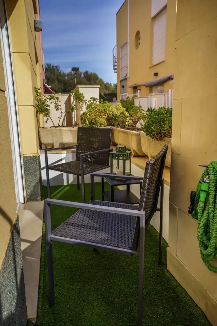 Terrasse von Erdgeschoss zum Verkauf in Vera mit Klimaanlage, Heizung und Privatgarten