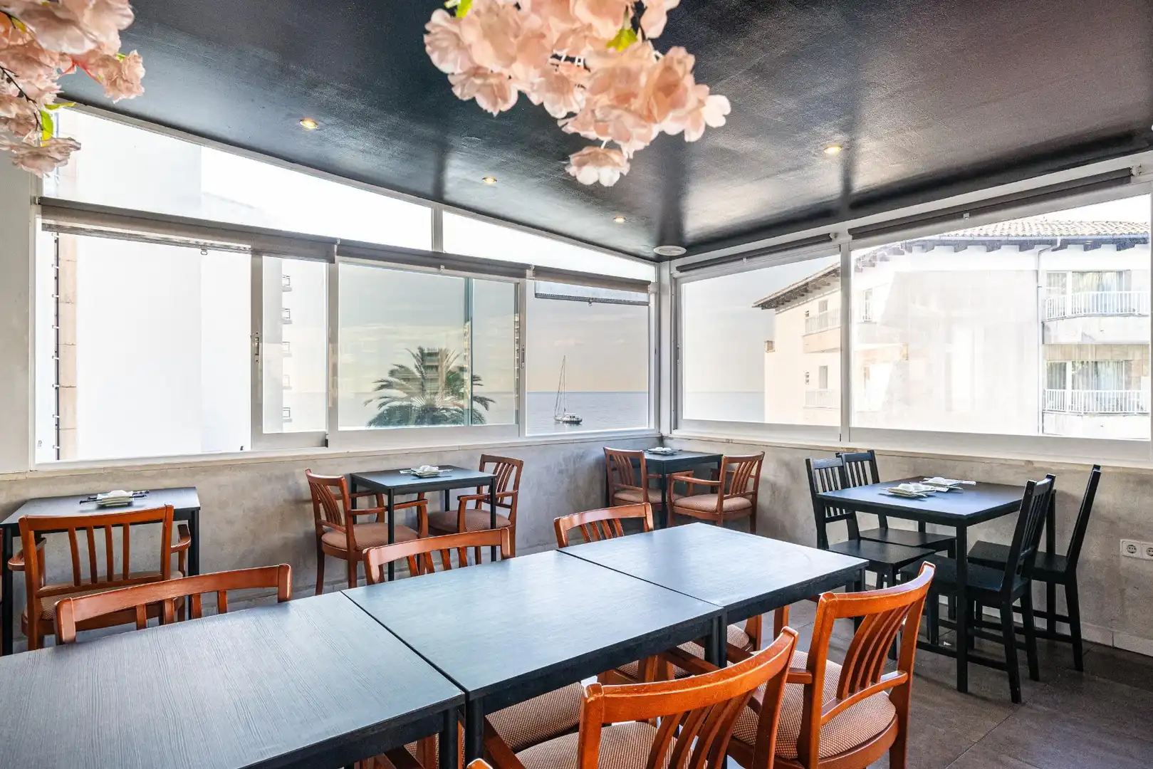 Local comercial en traspaso en Avenida JOAN MIRO, imagen 5