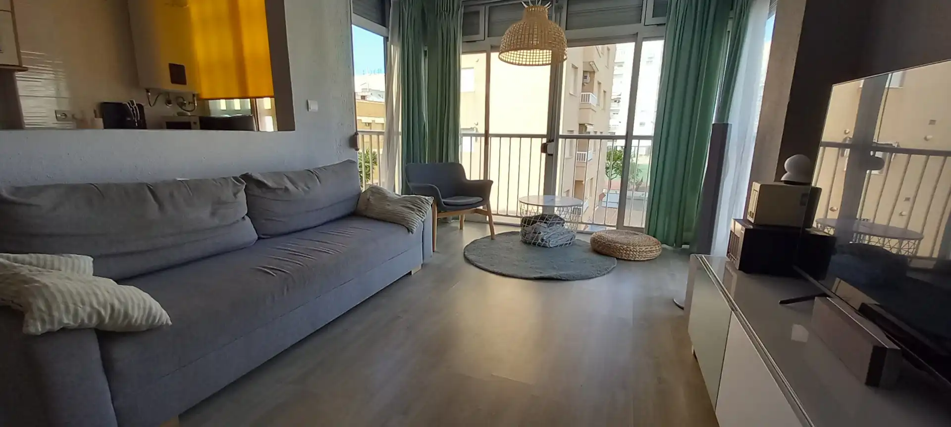 Sala d'estar de Apartament en venda en Gandia amb Aire condicionat, Calefacció i Moblat