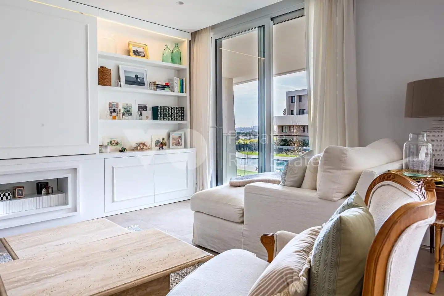 Sala de estar de Piso en venta en Pozuelo de Alarcón con Aire acondicionado, Calefacción y Terraza