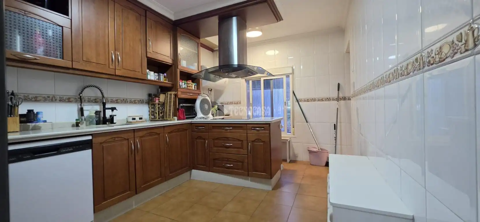 Cocina de Piso en venta en San Pablo - Santa Justa