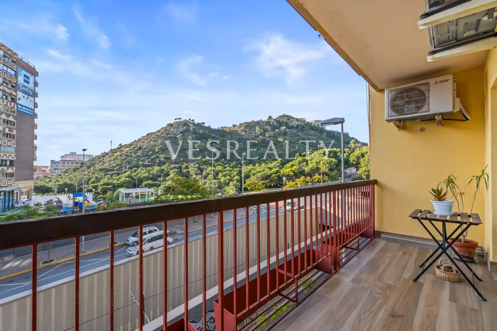 Mini appartamento con terrazza in affitto a Pla - Carolinas, imagen 7