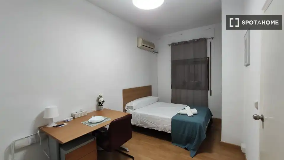 Bedroom of Flat for rent in Murcia  with Air Conditioner, Heating and Furnished