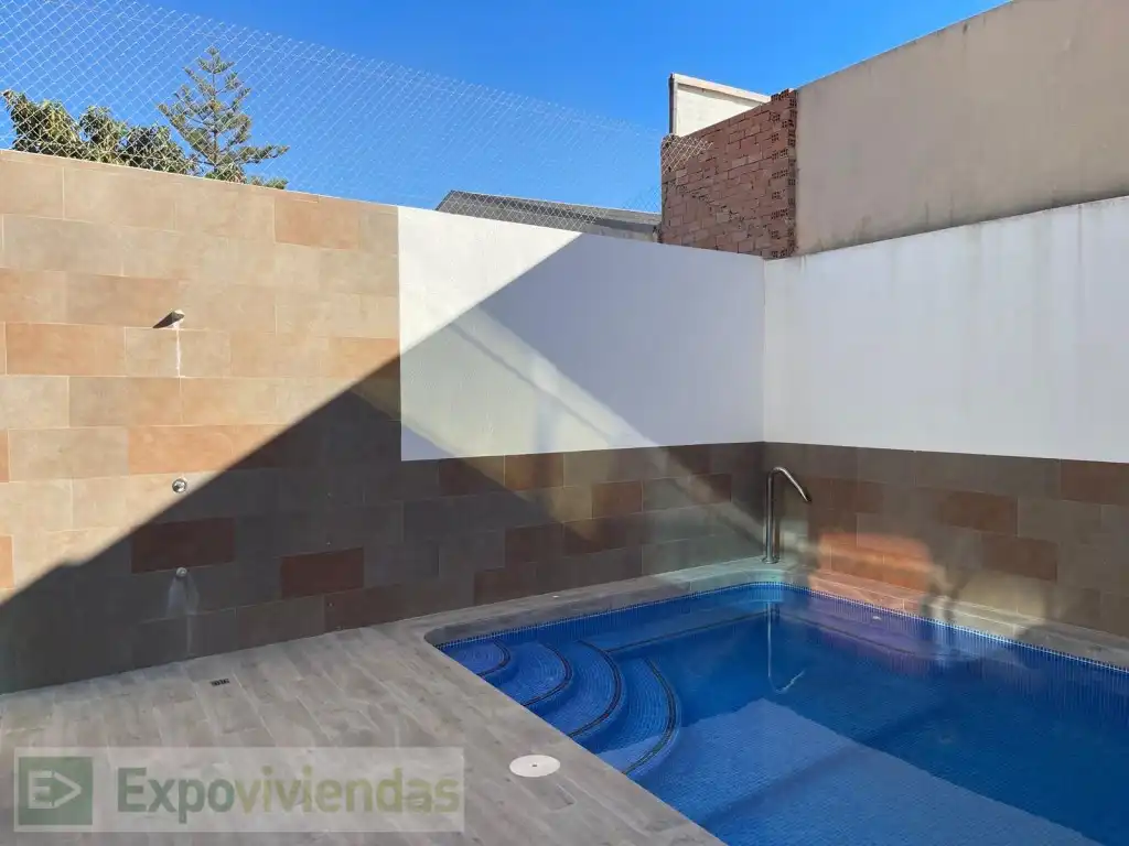 Piscina de Apartamento en venta en Cartagena