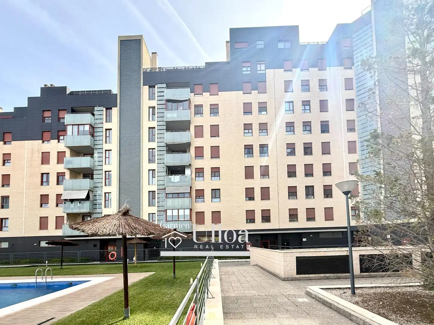 Vista exterior de Apartamento en venta en Alicante / Alacant con Aire acondicionado, Calefacción y Jardín privado